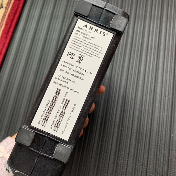 Arris surfboard modem router - Picture 8 of 12